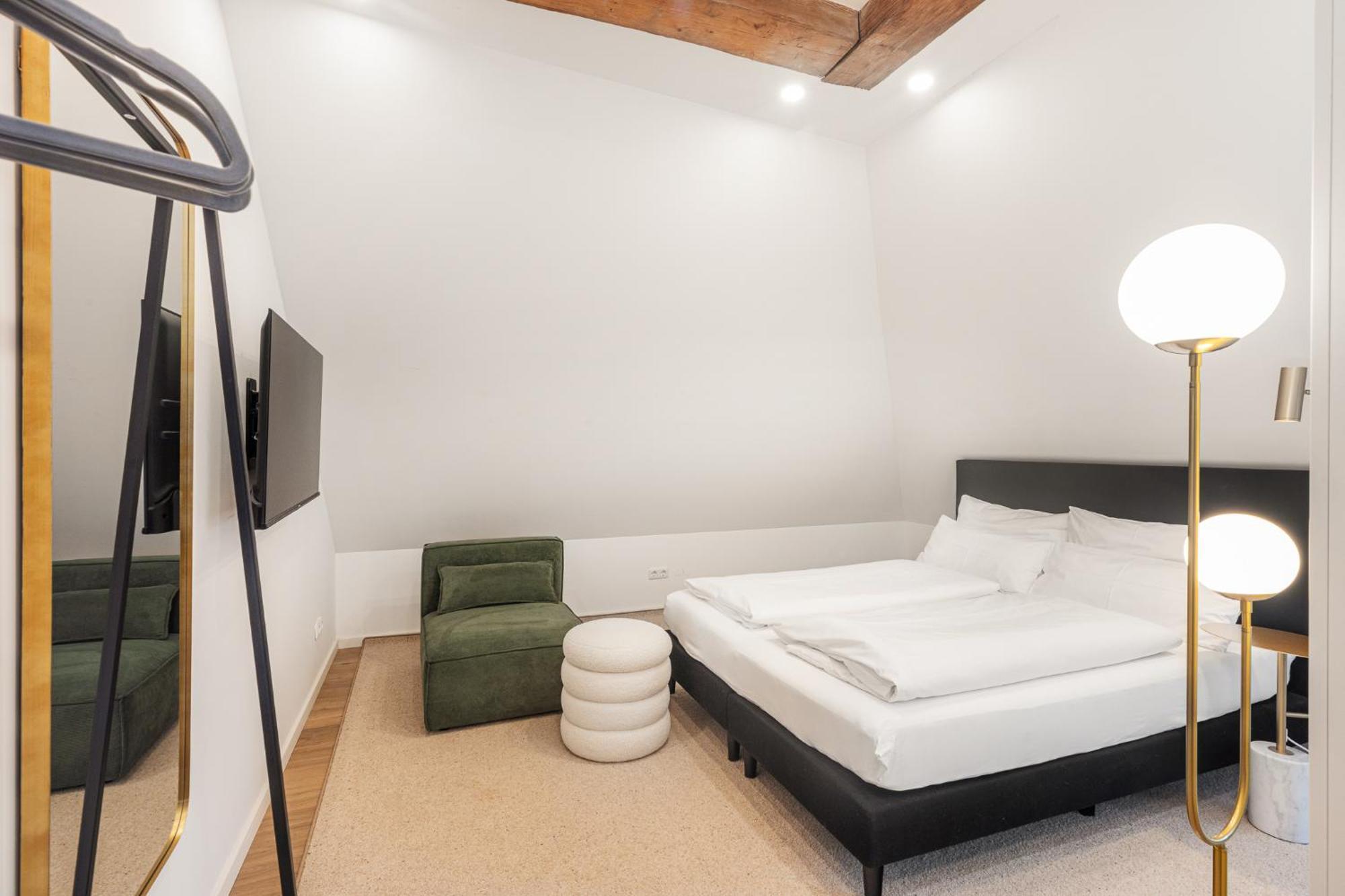 Kalm - A Design Aparthotel