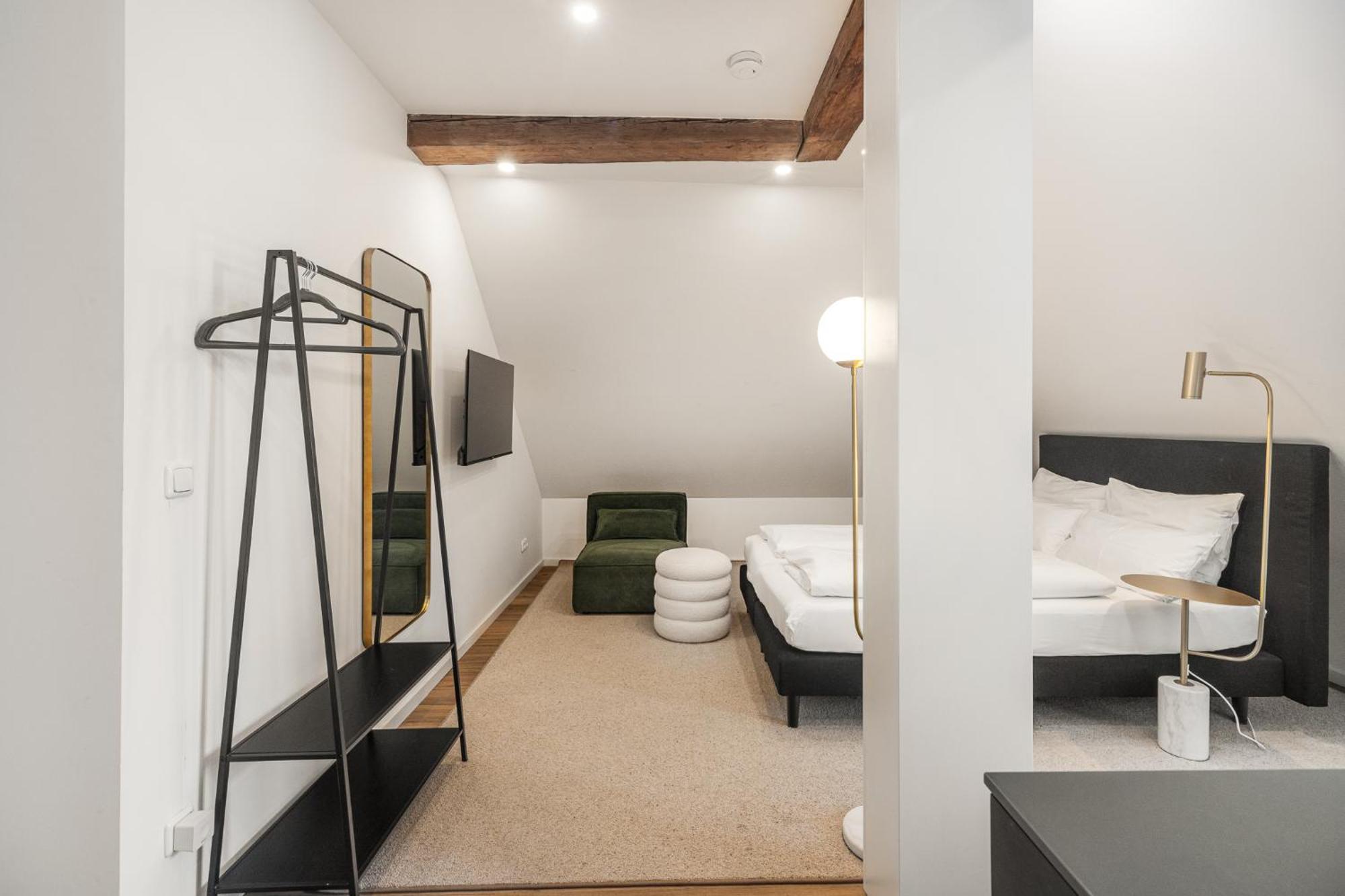 Kalm - A Design Aparthotel