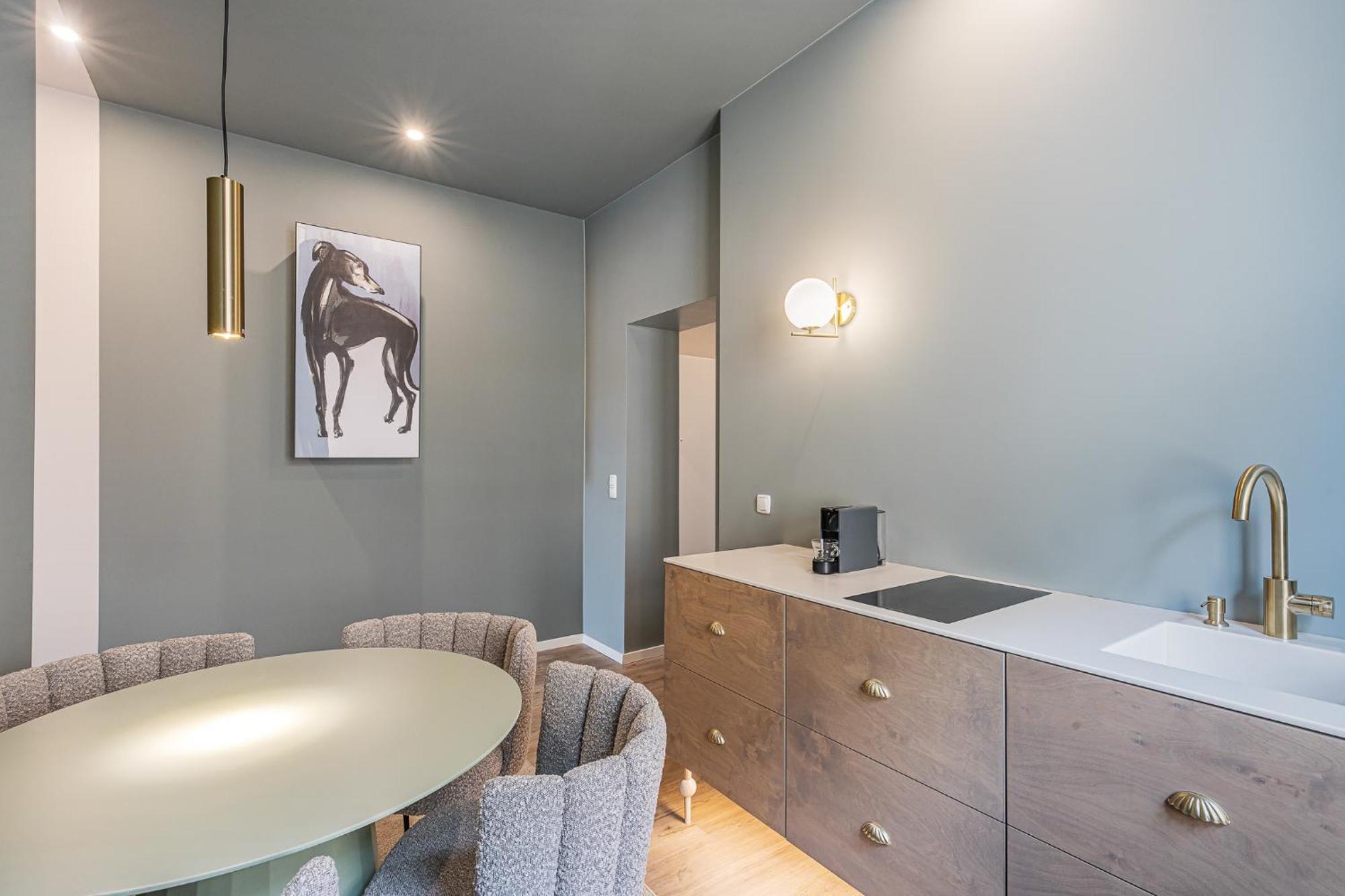 Kalm - A Design Aparthotel *