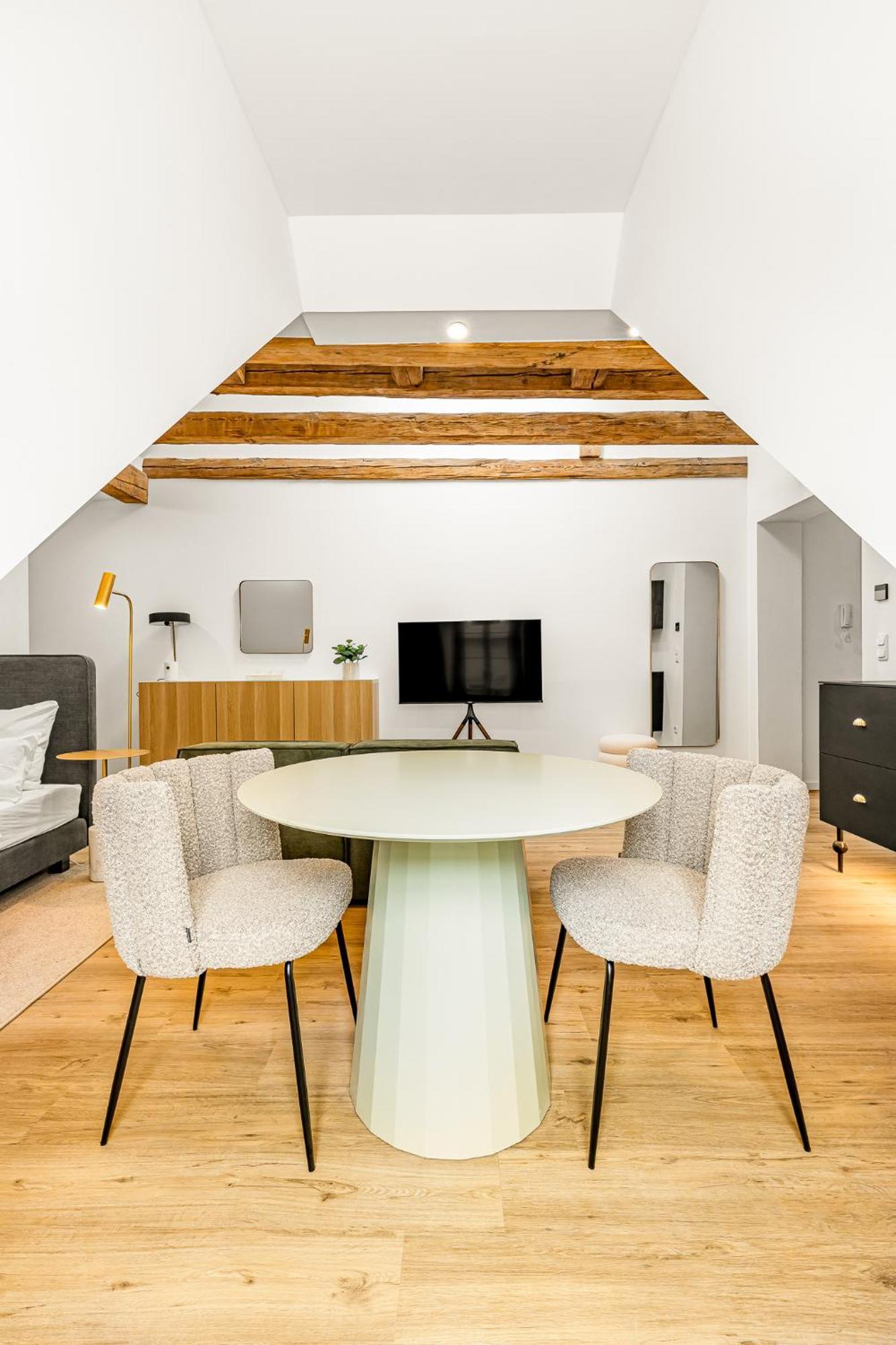 Kalm - A Design Aparthotel *